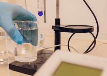 ข้อควรระวังในการใช้ pH meter